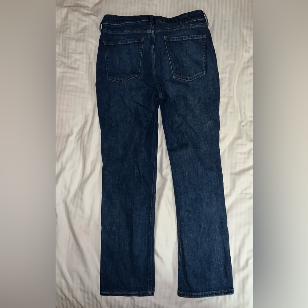 Old Navy Women’s Extra High Rise Straight Jeans | Size 12 Regular - Picture 3 of 4